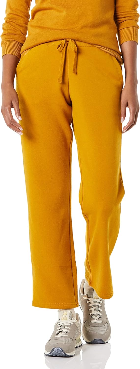 Amazon Essentials Women’s Fleece Straight Leg Sweatpant (Available in Plus Size)
